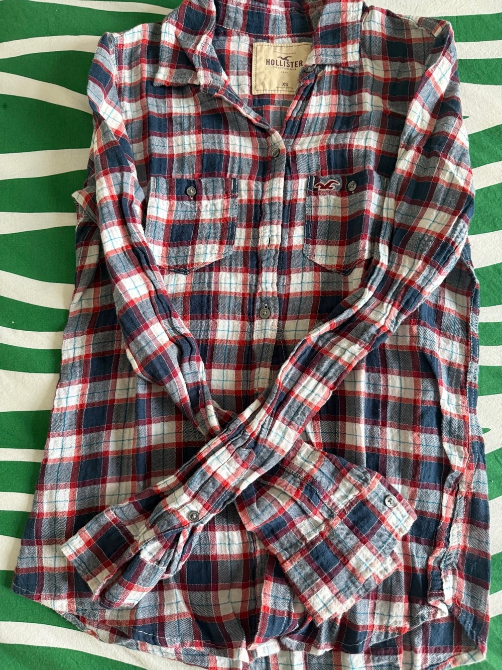 Hollister Red, Navy & White Plaid Button-Down Shirt